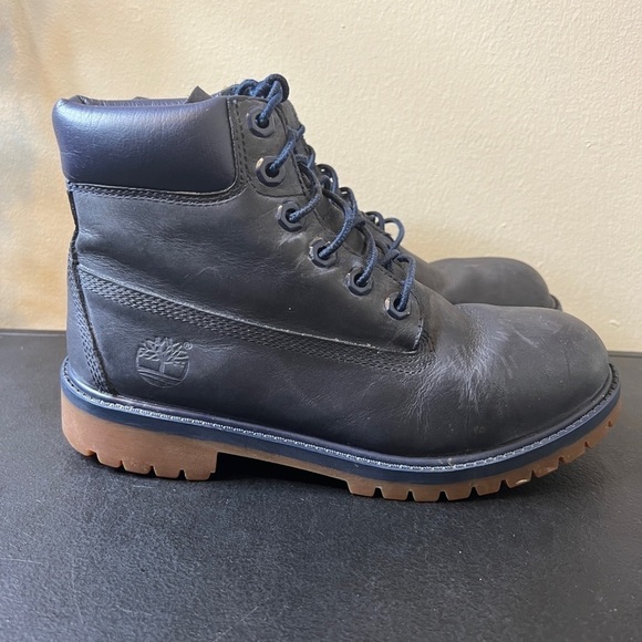 🌹 Timberland 6 Inch Premium 3793A Suede Navy Blue Boys Size 5 Casual Walking - Picture 1 of 14